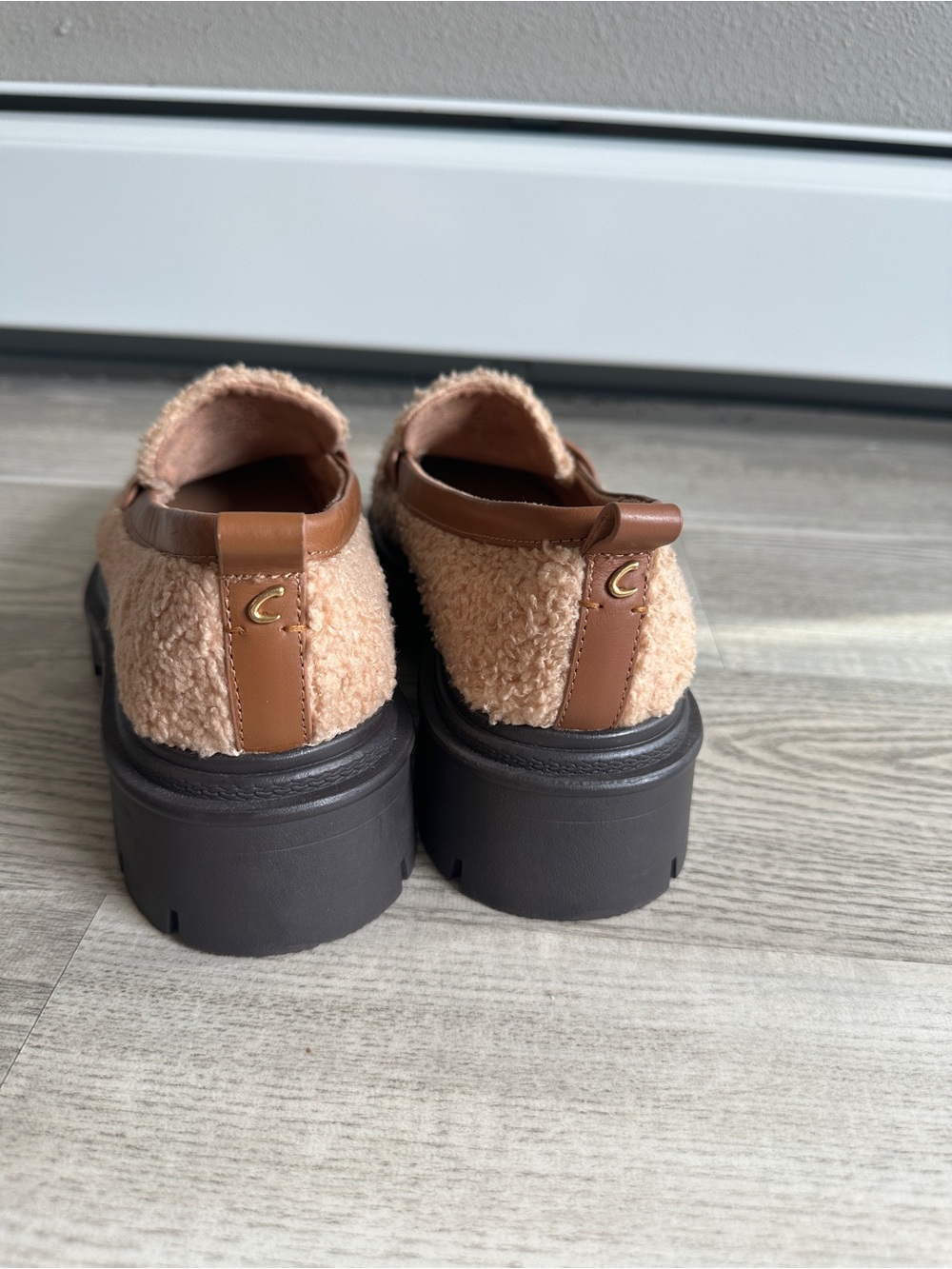 Circus by Sam Edelman Pierce Cozy Faux Shearling Lug Loafer 9 - Picture 4 of 13